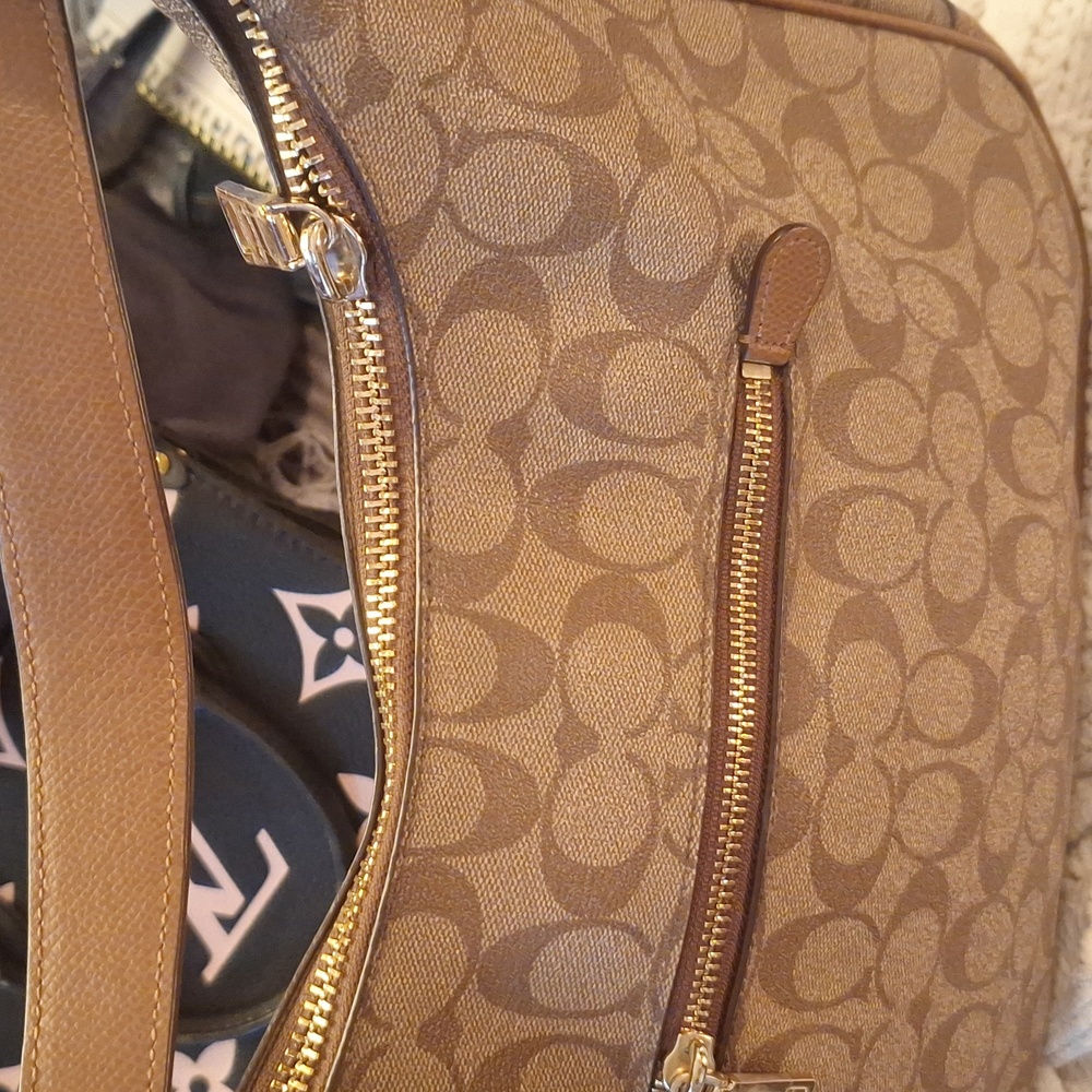 Coach Tan Signature Hobo Bag Nwot - Picture 7 of 16